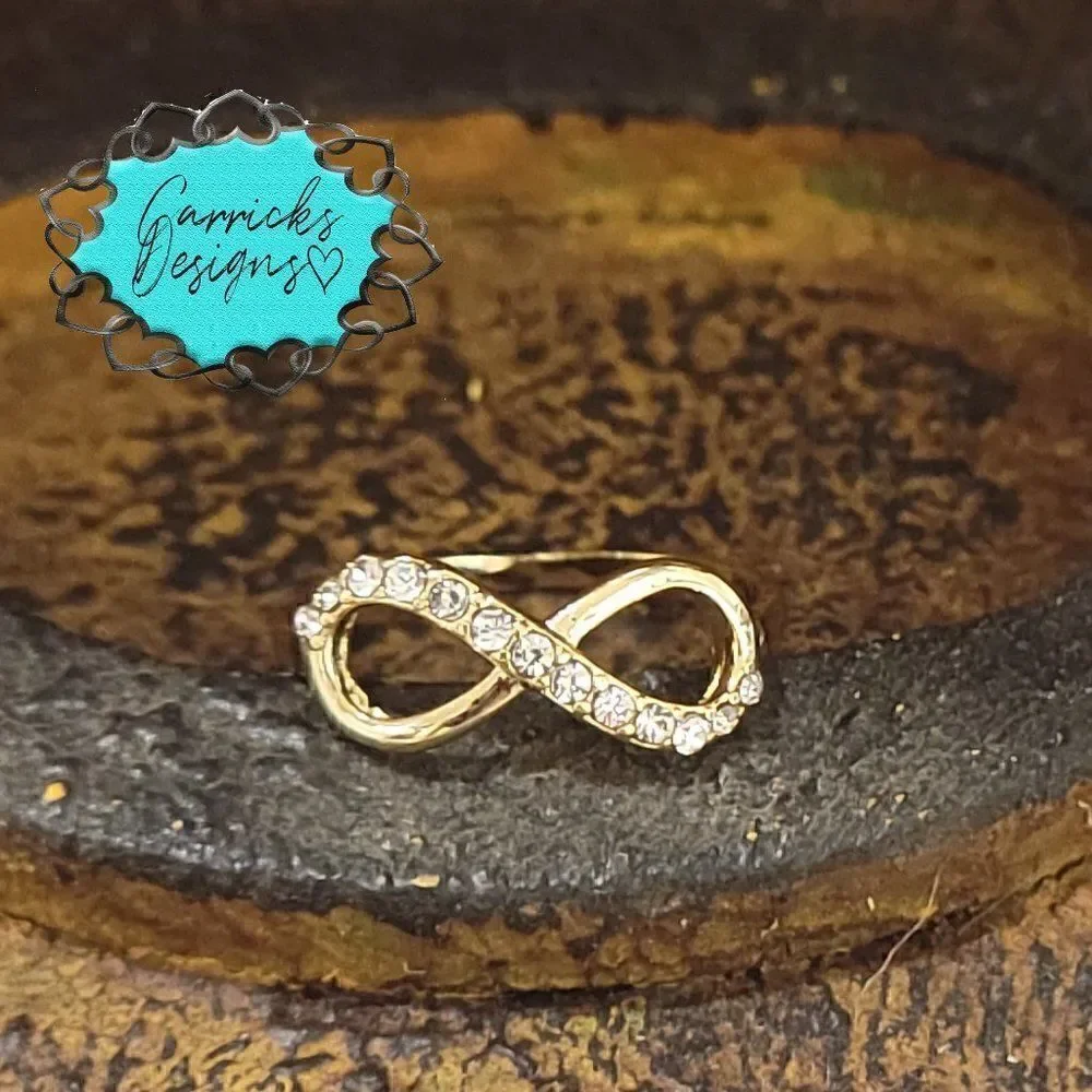 Women's Dainty Gold Infinity Wedding Ring - Paved Gem Infinity Engagement Ring